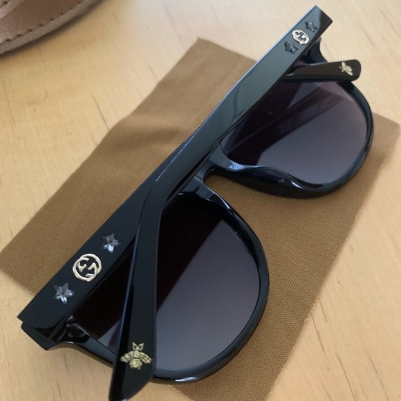Gucci Sunglasses - Picture 1 of 7